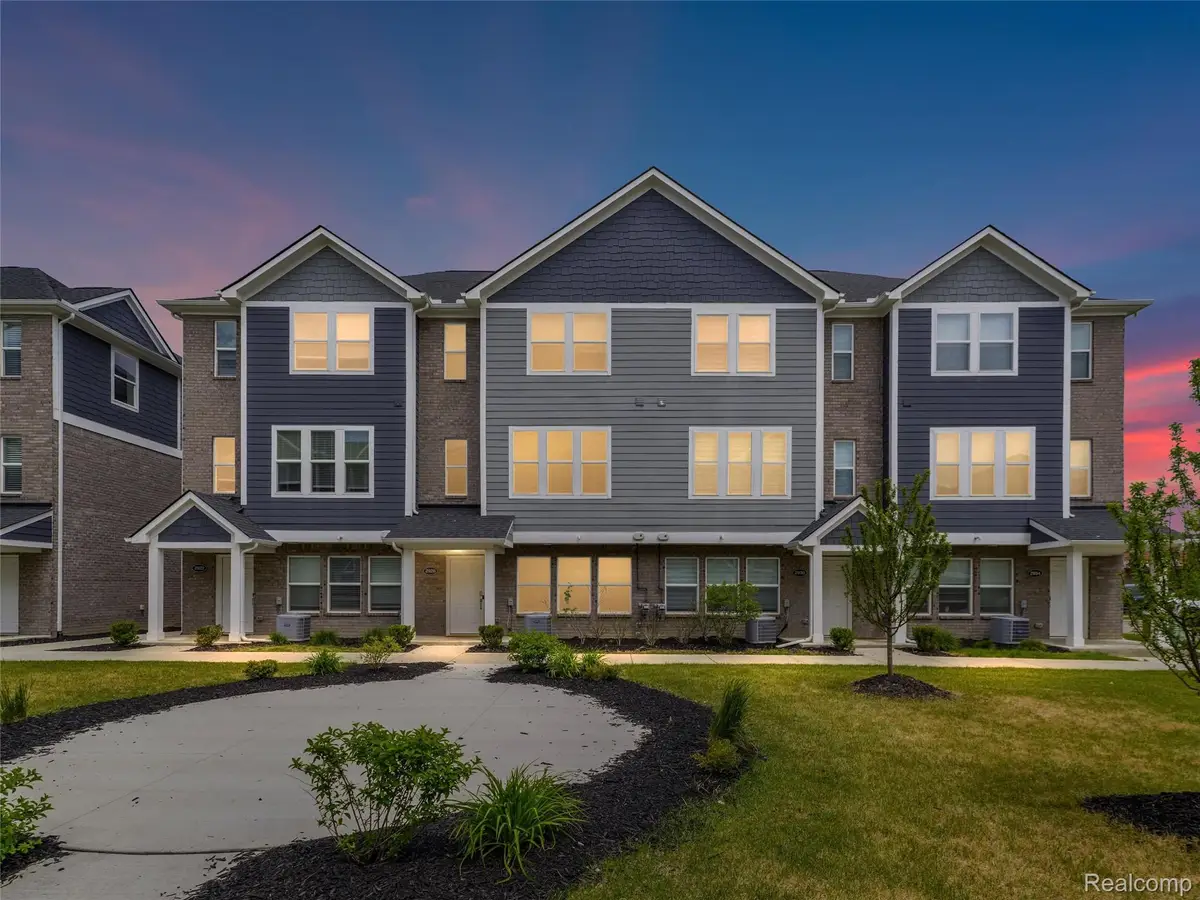 2926 Artemis Drive, Troy, MI 48085 - #1