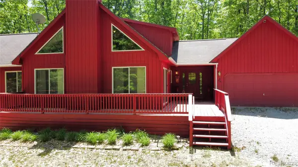 416 Crystal Lane, Roscommon, MI 48653