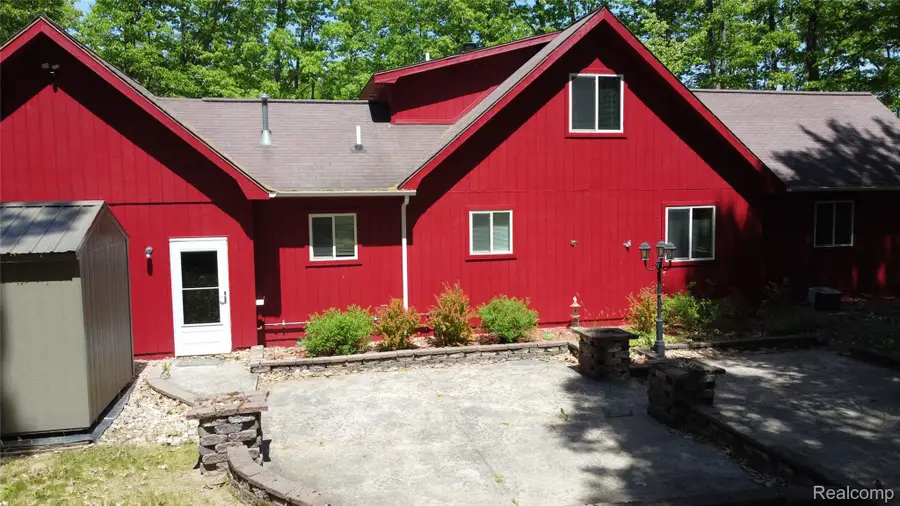 416 Crystal Lane, Roscommon, MI 48653 - #2