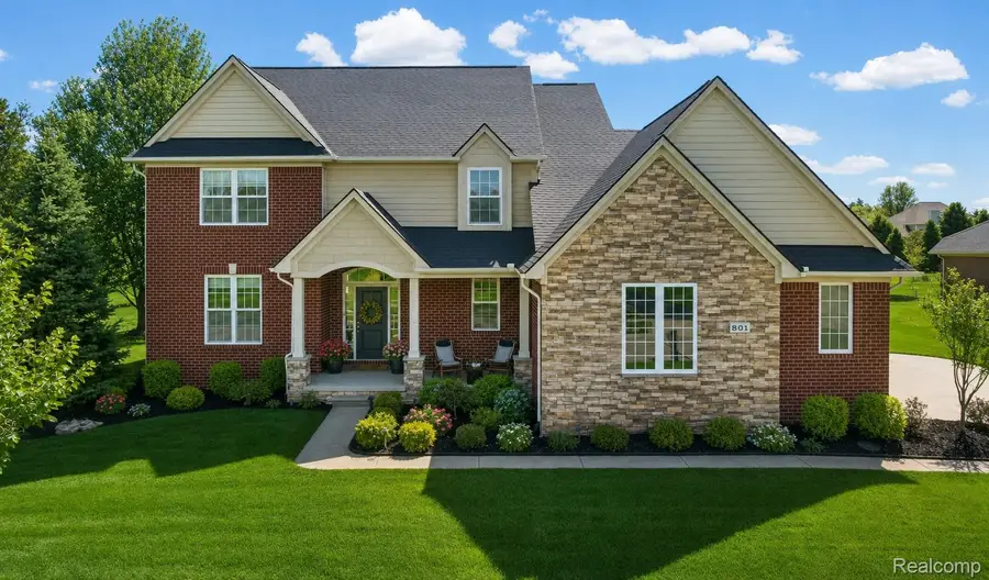 801 Watersmeet Drive, Oxford, MI 48371 - #2
