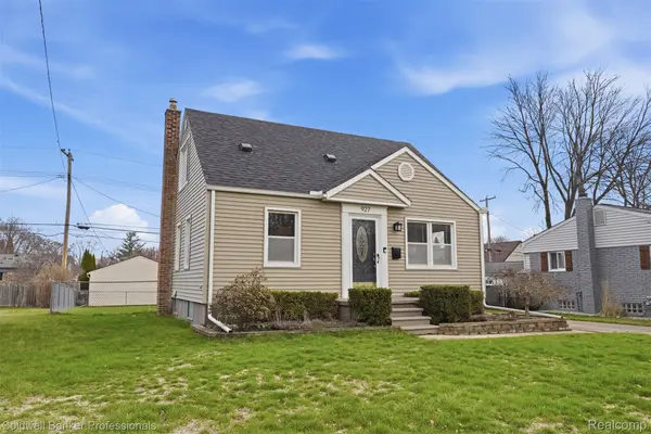 927 Montrose Avenue, RoyalOak, MI 48073