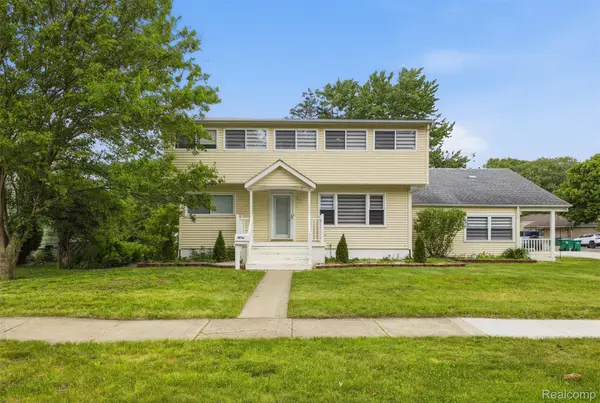 32120 Bock Street, GardenCity, MI 48135