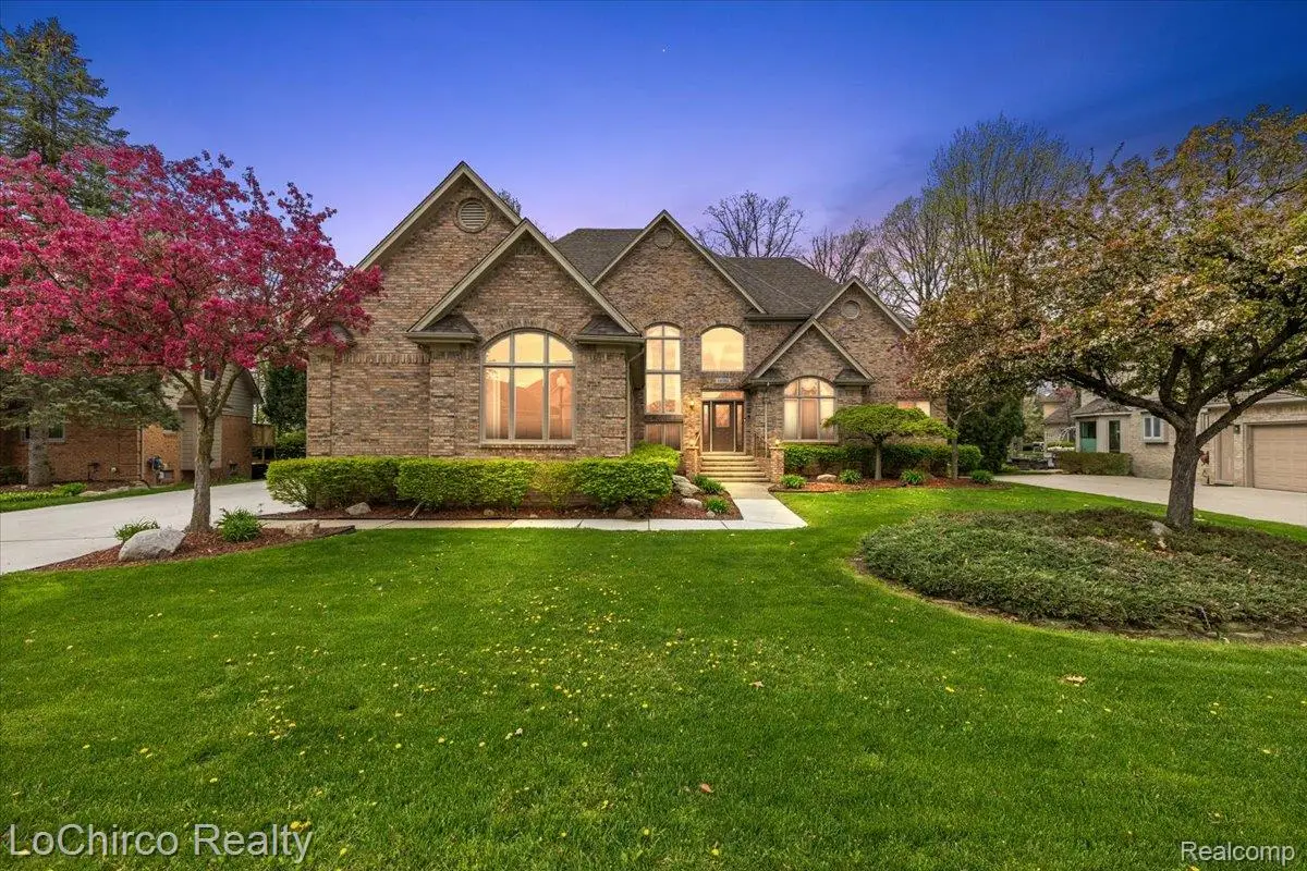 14382 Knightsbridge Drive, Shelby, MI 48315 - #1