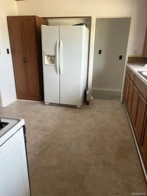 19351 Eastland Street, Roseville, MI 48066 - #3