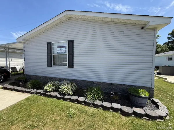 40 Bellwood, SwartzCreek, MI 48473