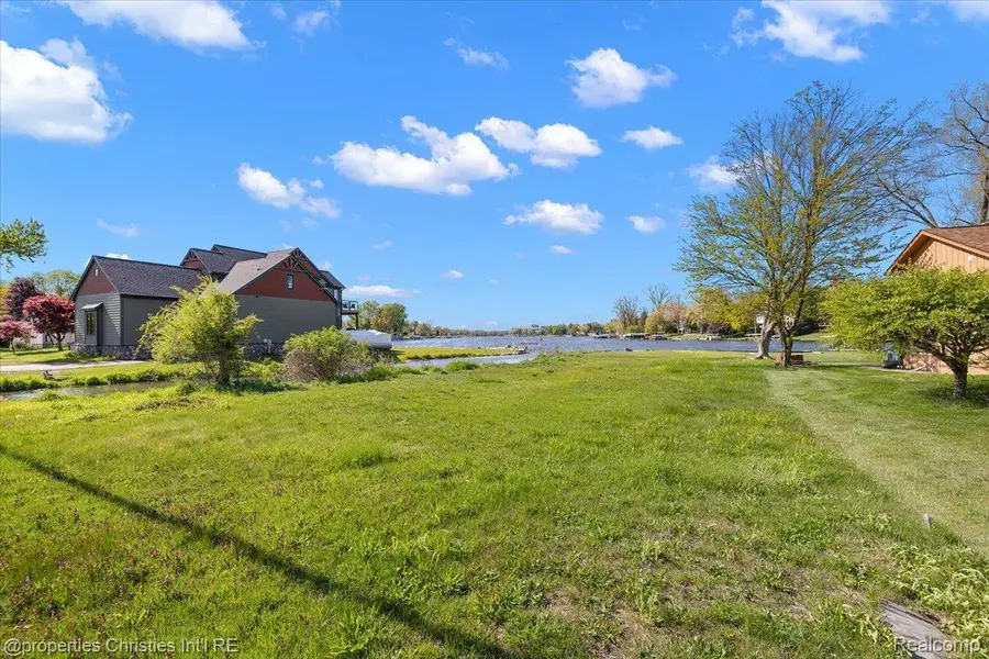 188 Wolverine Drive, Wolverine Lake, MI 48390 - #2