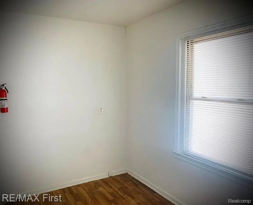 15910 W Parkway Street, Detroit, MI 48223 - #3