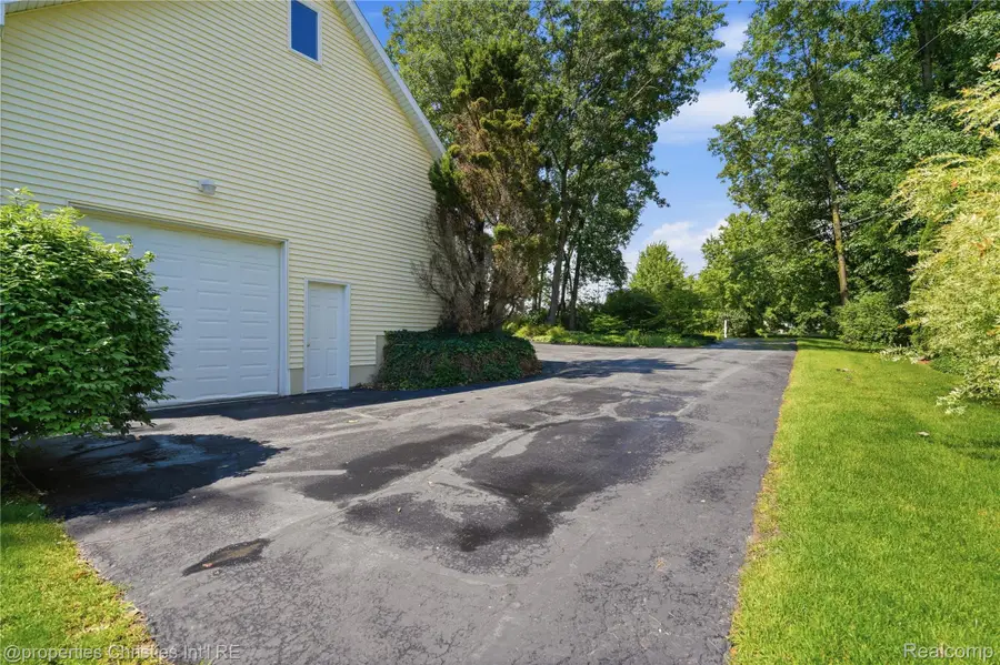 4462 Lily Drive, Howell, MI 48843 - #2