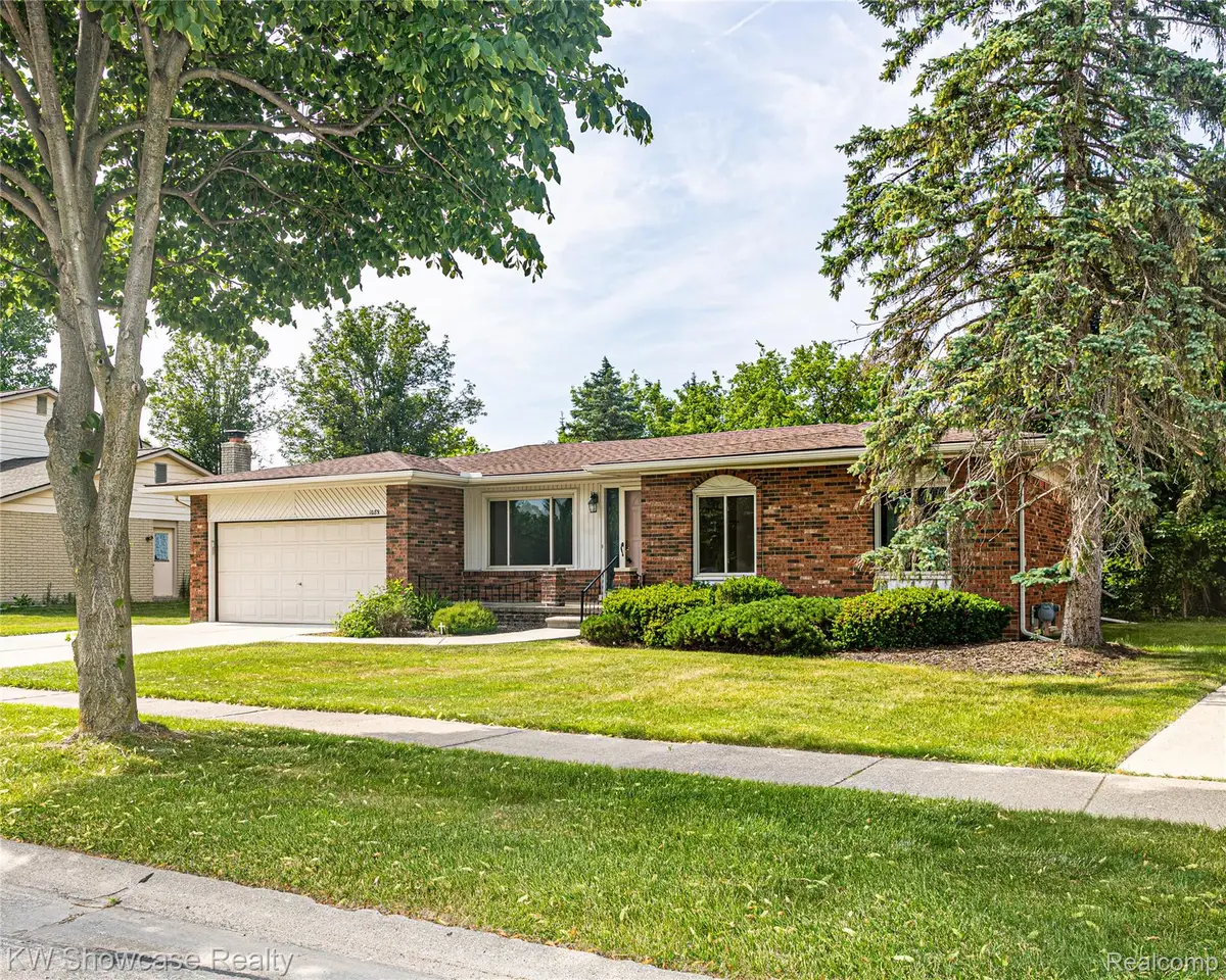 1089 Shallowdale Drive, Troy, MI 48085 - #1