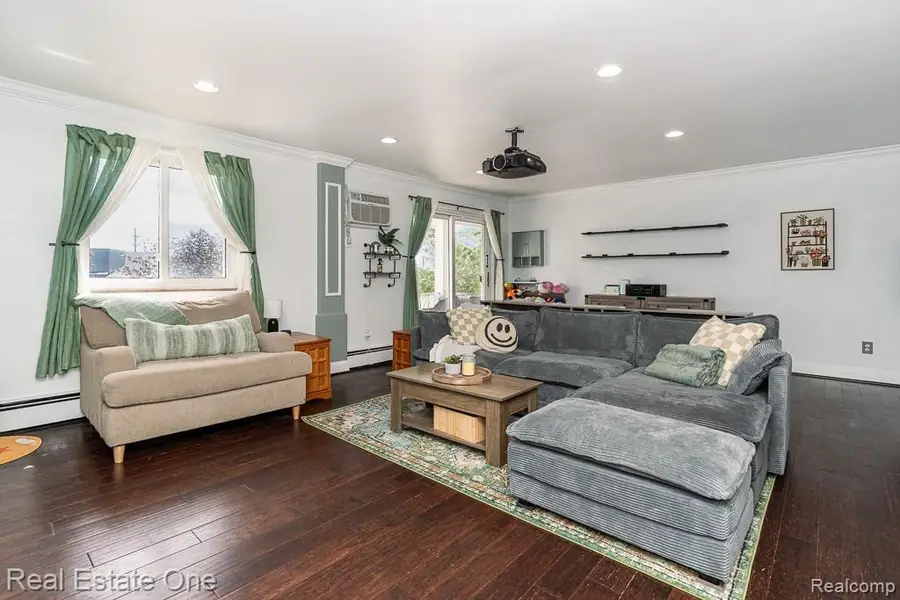 1121 Tienken Court, Rochester Hills, MI 48306 - #2