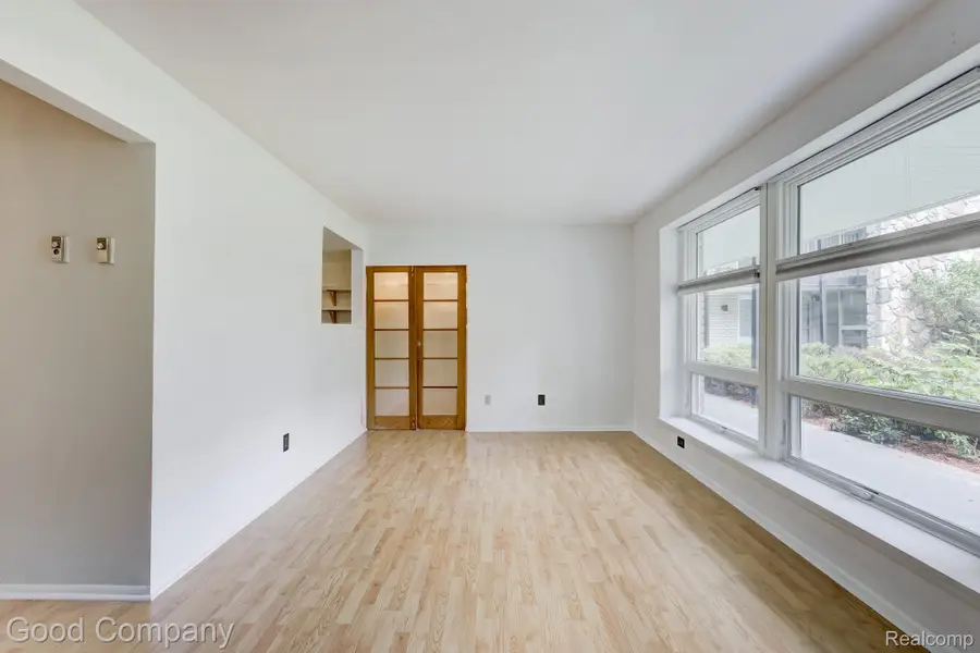 4345 Crooks Road #4, Royal Oak, MI 48073 - #3