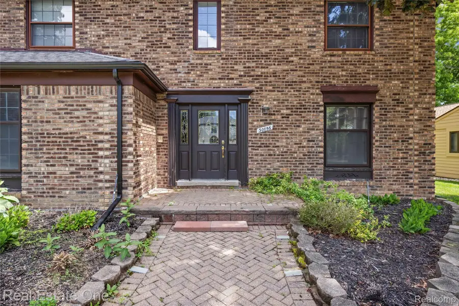30056 Mayfair Drive, Farmington Hills, MI 48331 - #2