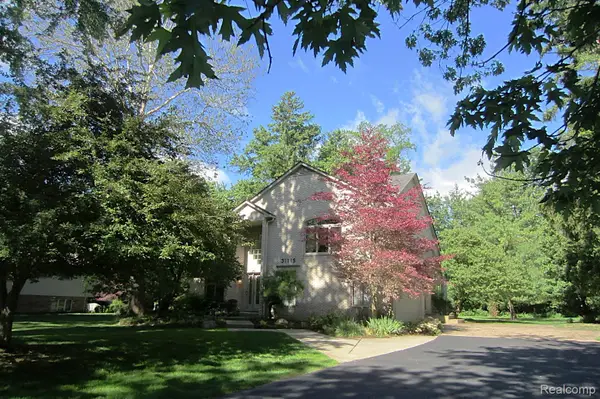 31115 Stafford St, BeverlyHills, MI 48025