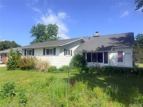 1930 Gratiot Blvd, Marysville, MI 48040