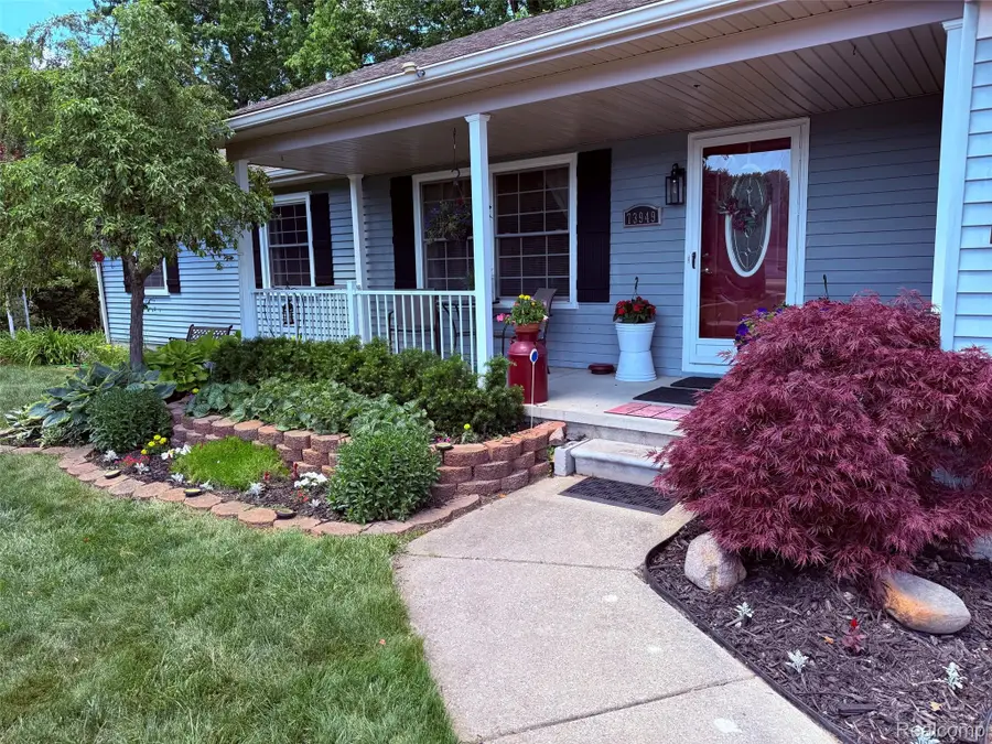 73949 Georgian Court, Armada, MI 48005 - #2