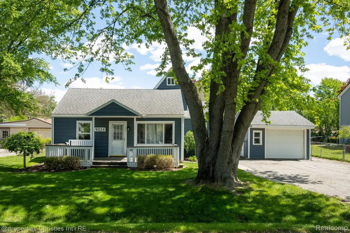 9034 Elmhurst Avenue, Plymouth, MI 48170 - #1