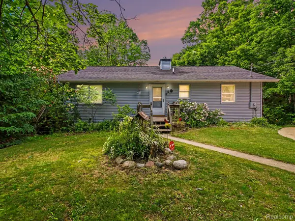 3621 Atkins Road, Petoskey, MI 49770