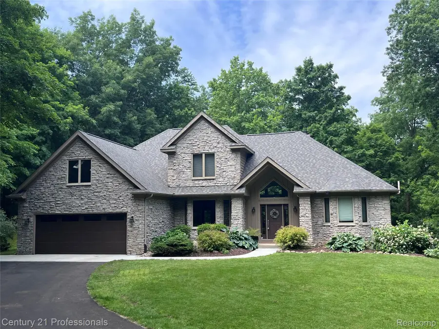 9867 Rainbow Ridge Drive, Schoolcraft, MI 49087 - #2