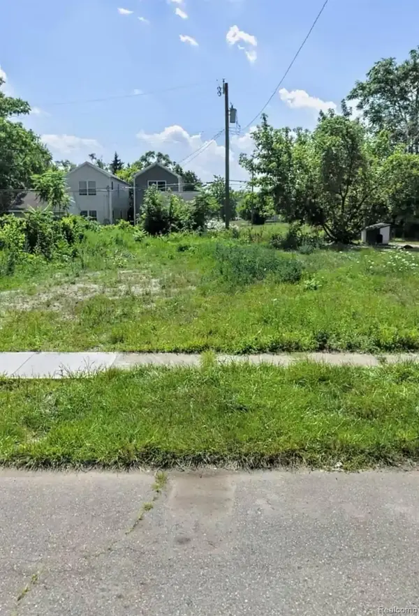 491 W Lantz Street, HighlandPark, MI 48203