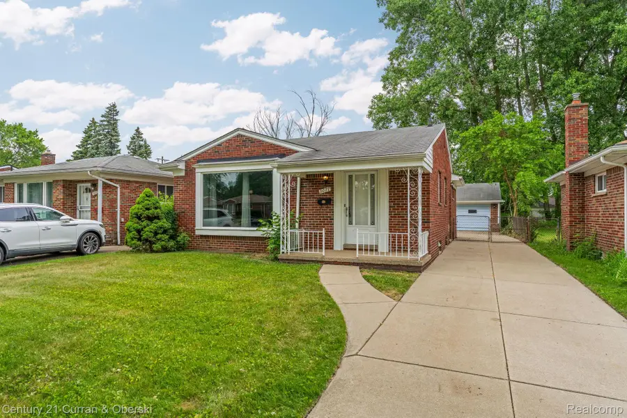 9077 Riverview Avenue, Redford, MI 48239 - #2