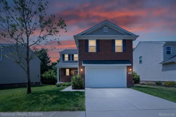59697 Twin Pines Drive, NewHudson, MI 48165