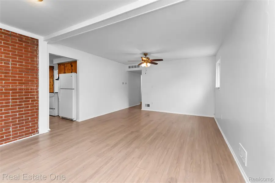 4718 Roosevelt Boulevard, Dearborn Heights, MI 48125 - #2