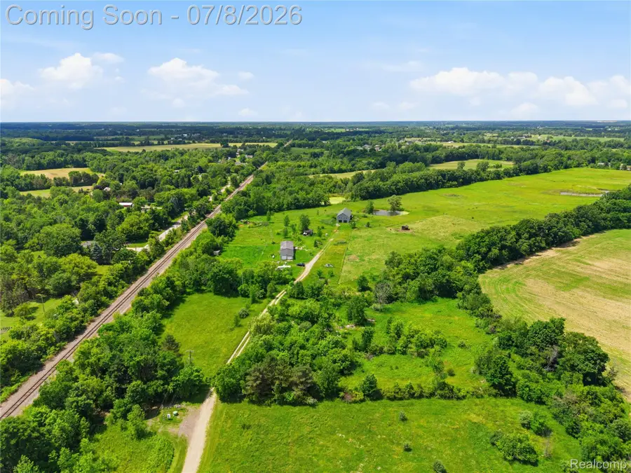 253 Park Street, Gaines, MI 48436 - #2