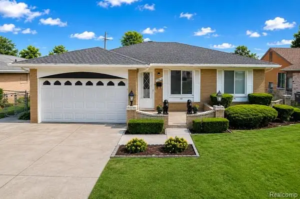 13612 Canterbury Drive, SterlingHeights, MI 48312
