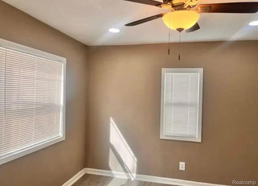 18918 Dresden Street, Detroit, MI 48205 - #2