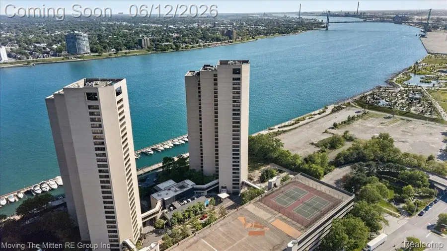 1001 W Jefferson Avenue #19K, Detroit, MI 48226 - #2