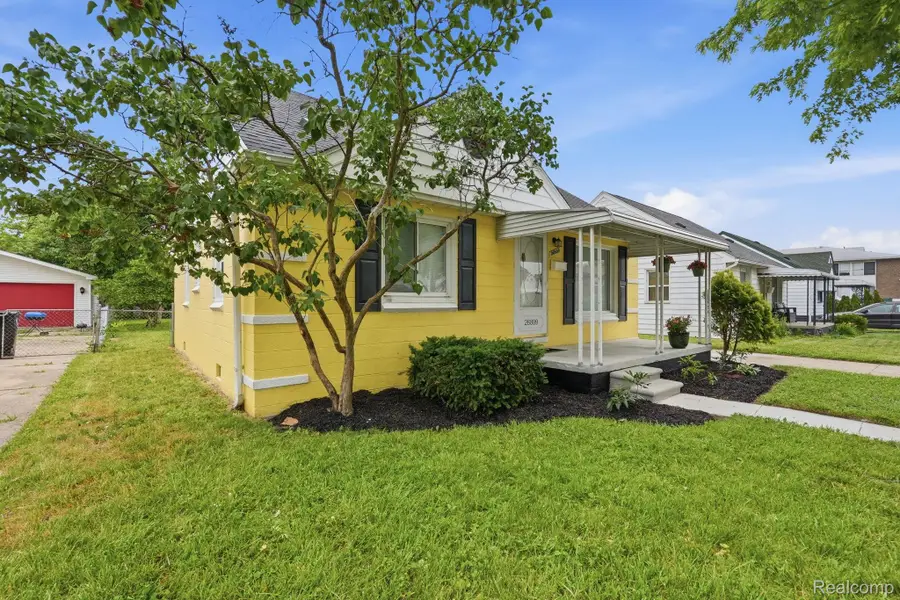 26809 Hollywood Street, Roseville, MI 48066 - #3