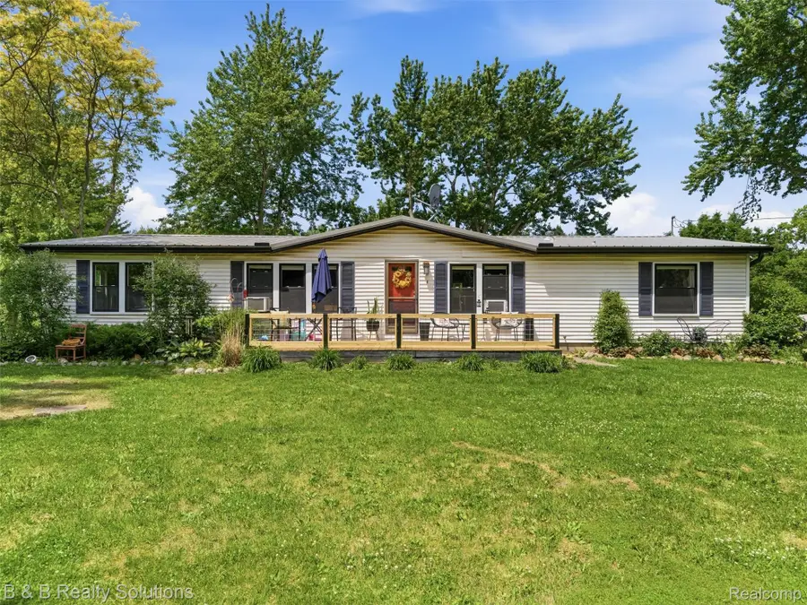 60455 Bates Road, Lenox, MI 48048 - #2