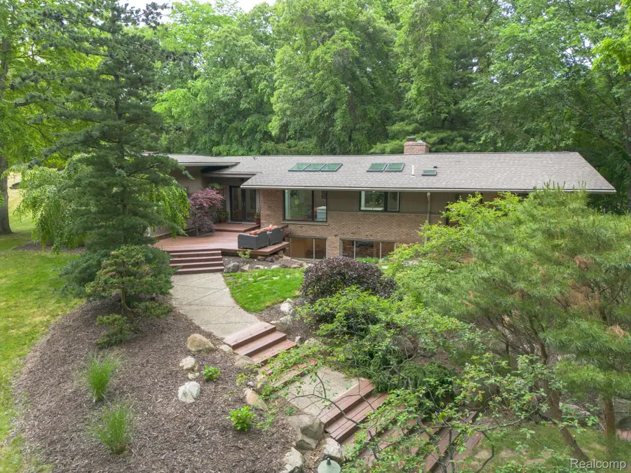 30795 Adair Court, Franklin, MI 48025 - #2