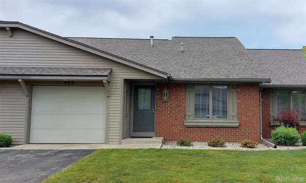 265 Interlaken Court, Zeeland, MI 49464