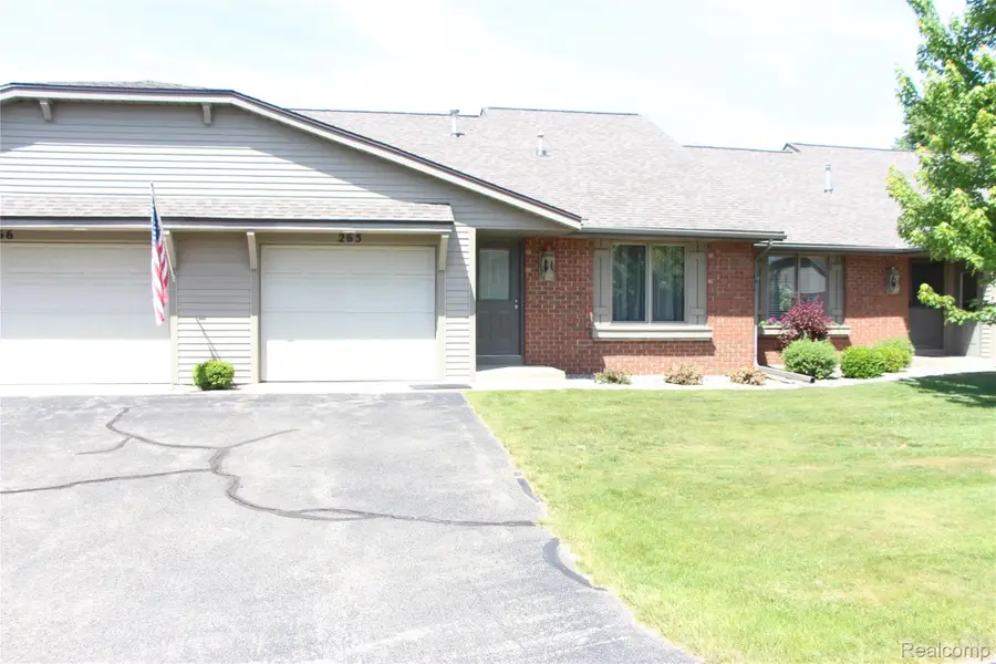 265 Interlaken Court, Zeeland, MI 49464 - #3