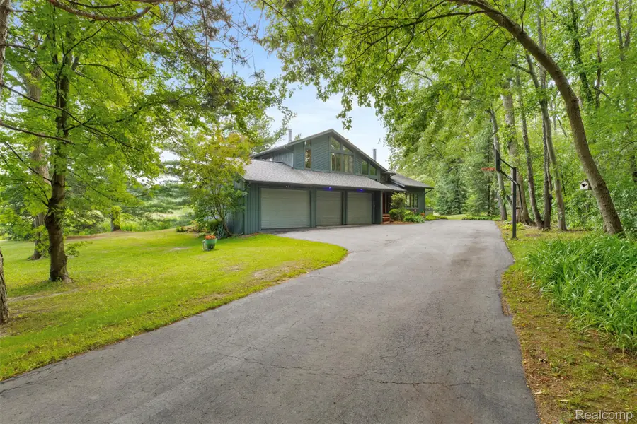 6186 Crane Road, Ypsilanti, MI 48197 - #2