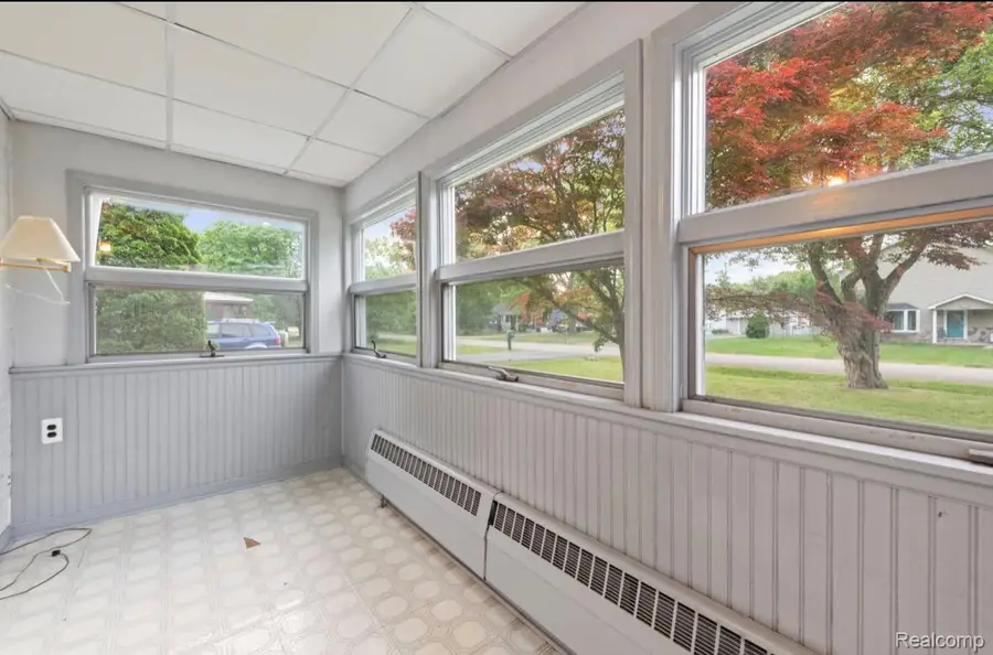 9235 Whitall Lane, Grosse Ile, MI 48138 - #3