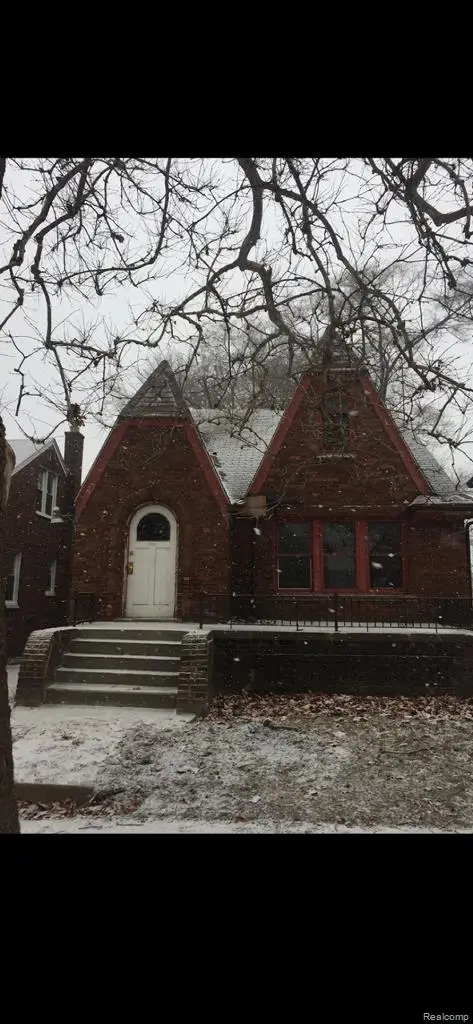 8229 Carlin Street, Detroit, MI 48228