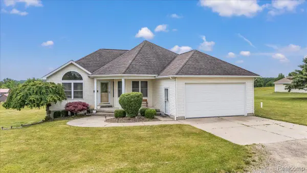2551 Marathon Road, Lapeer, MI 48446