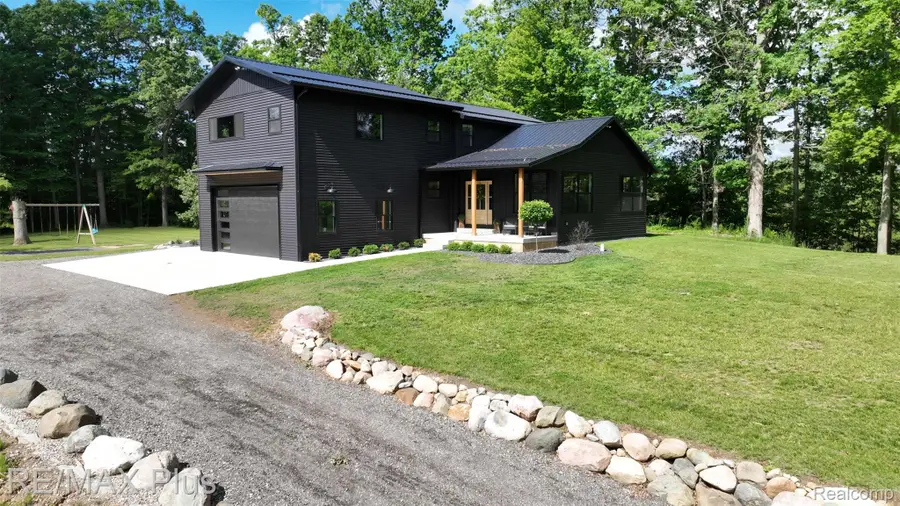 381 Miller Lake Road, Columbiaville, MI 48421 - #2