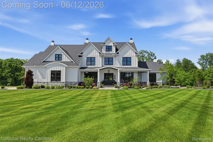 2853 7 Mile Road, South Lyon, MI 48178 - #2