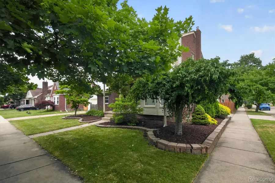 15006 Philomene Boulevard, Allen Park, MI 48101 - #2