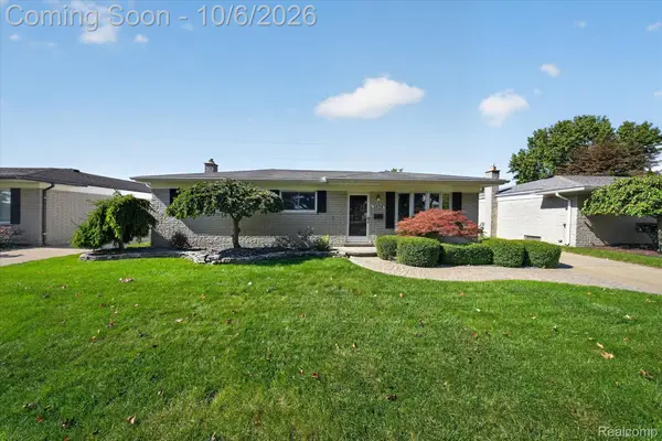29719 Flanders Avenue, Warren, MI 48088