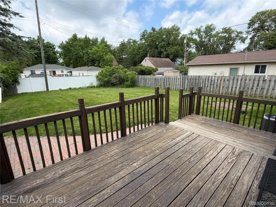 2830 Hessel Avenue, Rochester Hills, MI 48307 - #3