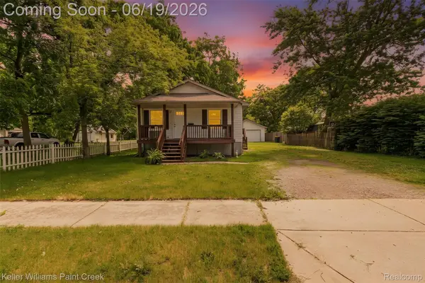 282 Clinton Street, Romeo, MI 48065