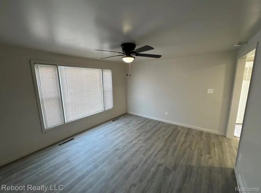 1823 Stanley Street, Saginaw, MI 48602 - #3