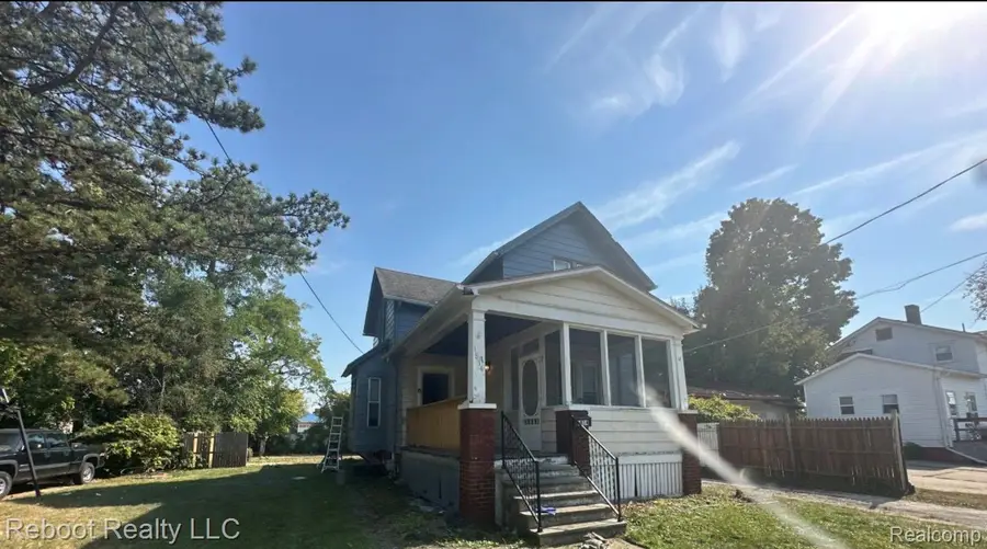 1814 Schaefer Street, Saginaw, MI 48602 - #2