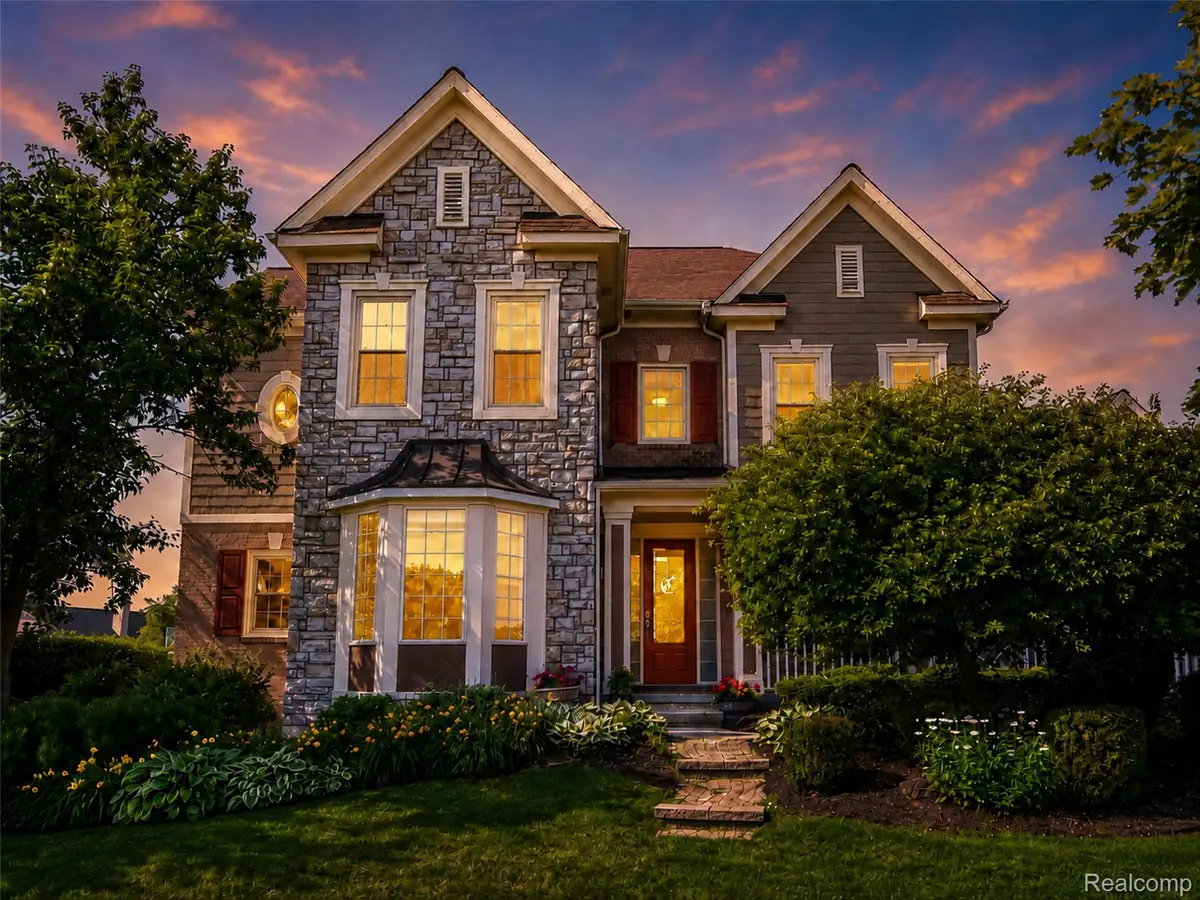 49335 Dominion Court, Canton, MI 48187 - #1