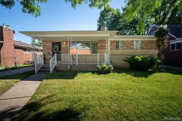21328 Sloan Drive, HarperWoods, MI 48225