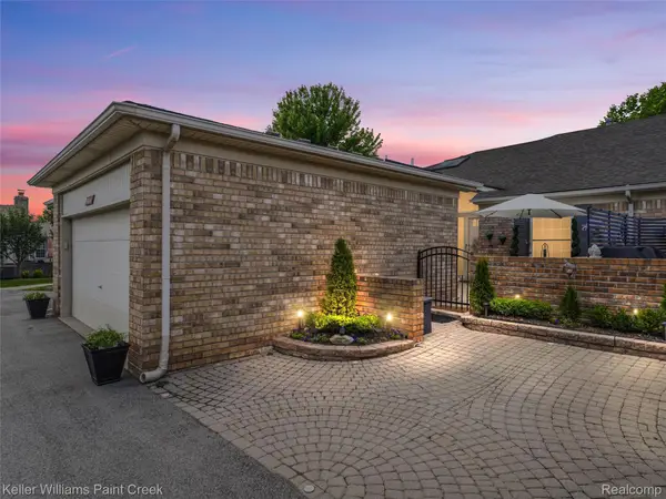 50311 Highpoint Court, Macomb, MI 48044